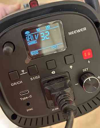 Фотовспышка: Neewer S101-300W. Pro. Студийная. Киев