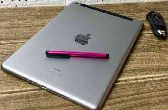 Планшет Apple iPad 5 128 ГБ. Харків