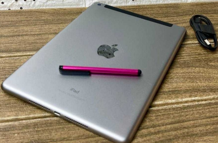 Планшет Apple iPad 5 128 ГБ. Харків - фото 4