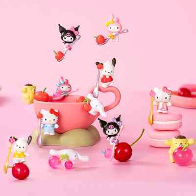 Фигурка Pop Top сюрприз Hello Kitty и друзья Вишенки (24MQD-007) Винница