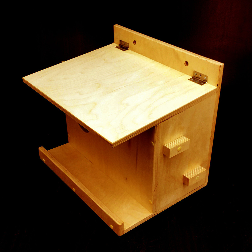 Домик для белок 