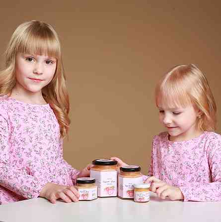 Крем мед с ягодами клубники 500 грамм Одесса