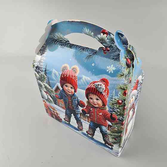 Новогодняя подарочная картонная упаковка для конфет (800грм) №212 