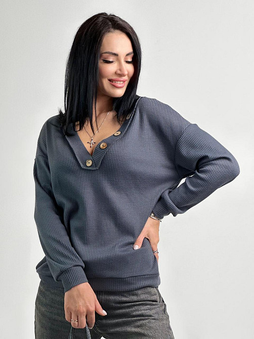 Жіночий пуловер з гудзиками "Pearl" оптом | Норма Графіт, 42-44 Київ - фото 3