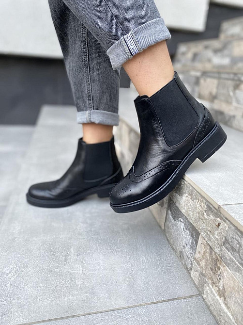 Черевики жіночі Milanti чорні натуральна шкіра весна-осінь висота 12см розмір 38 (3144) Коломыя - изображение 2