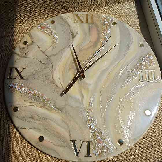 Годинник настінний 40 см з епоксидної смоли ручної роботи Дніпро