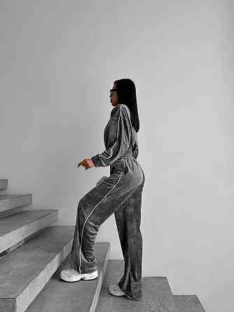 Жіночий прогулянковий костюм-двійка: зіп кофта та штани з мармурового велюру Сірий, 42/44 Одеса