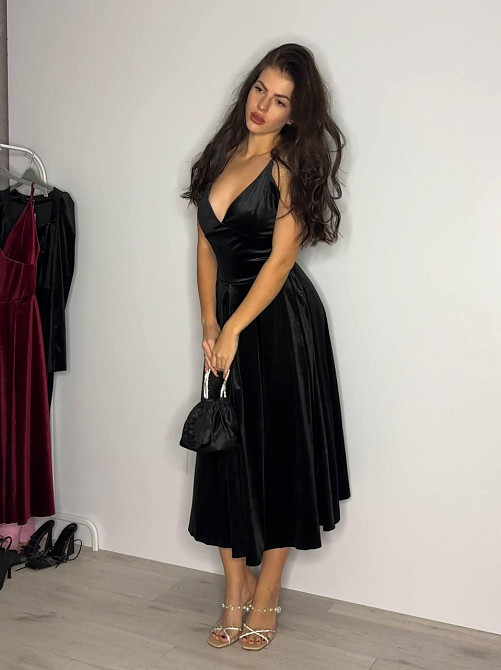 Жіноча вечірня романтична сукня з королівського щільного оксамита Одеса - фото 7