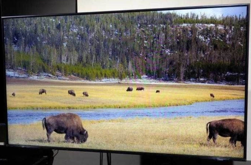 Телевизор Безрамный: 43