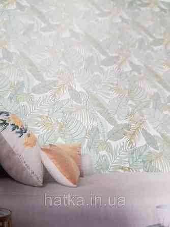 Обои флизелиновые  Khroma LAV104 LA VIE EN ROSE бирюзовые ветки листья золотистые Киев