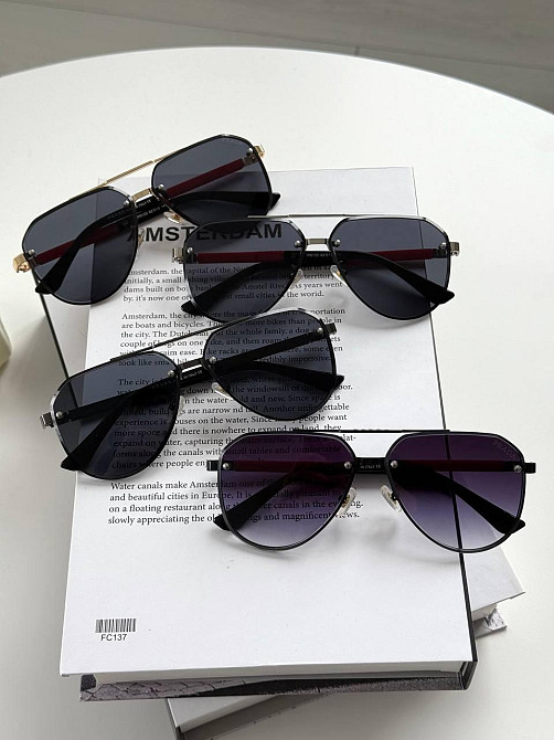 Окуляри унісекс Prada  з металевою оправою на середнє обличчя 🔥 Київ - фото 10