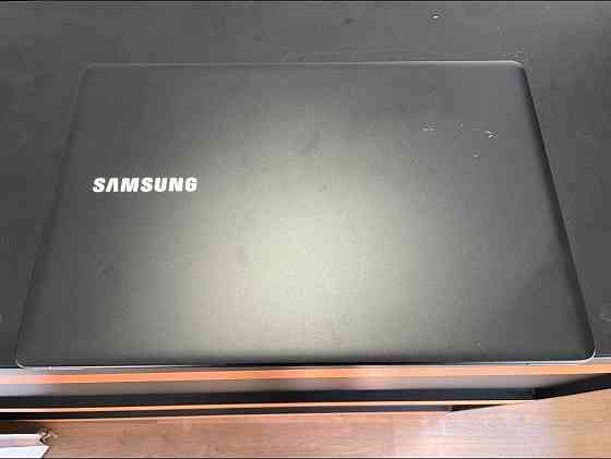 Ігровий Ультрабук Samsung б/у в гарному стані Київ