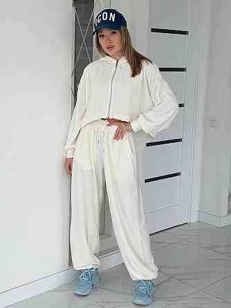 Жіночий сильний повсякденний велюровий костюм-двійка Молочний, 46/48 Одеса