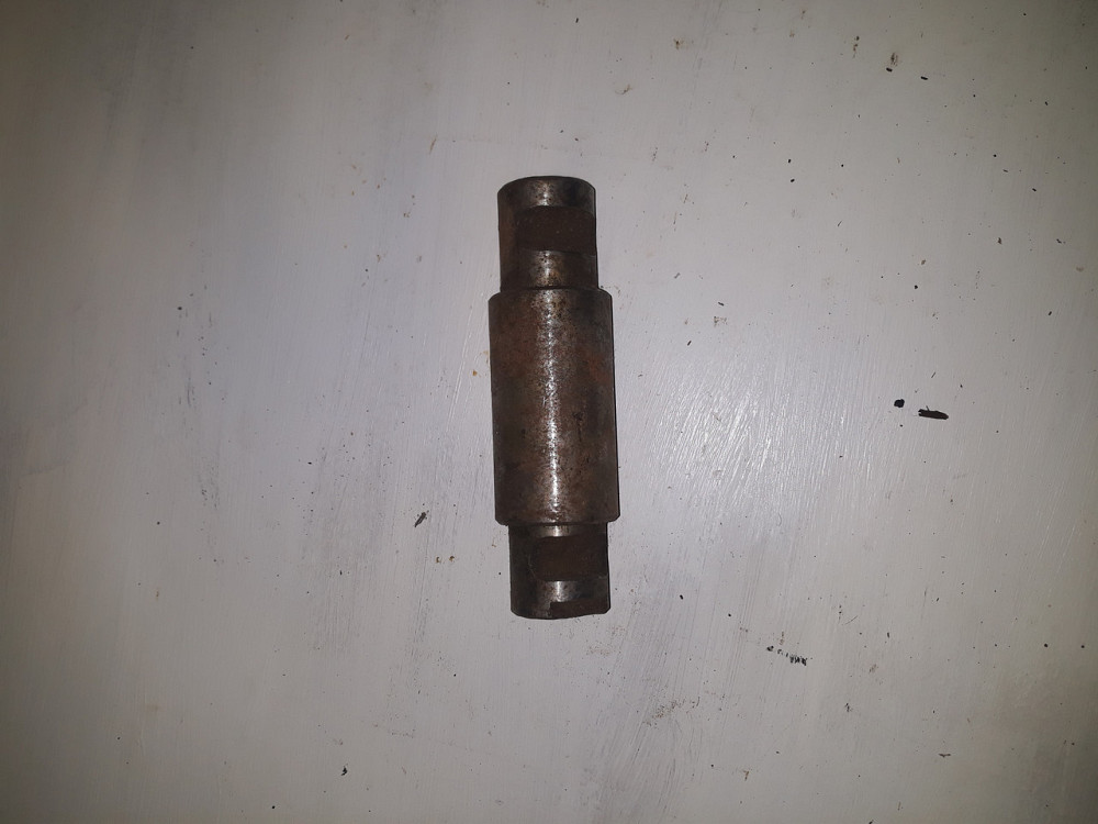 Палец ушка рессоры передний с втулкой ЗИЛ 130. 130 2002478 Харьков - изображение 1