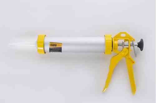 Пистолет для силикона закрытый 300мл. СИЛА Ровно