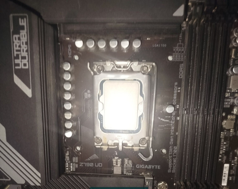 Материнская Плата GIGABYTE Z790 UD DDR5 Киев - изображение 2