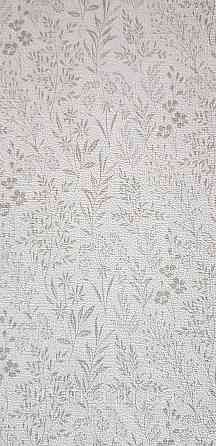 Обои виниловые на флизелине Rasch County Living метровые цветы мелкие прованс бледно зеленые на белом Киев
