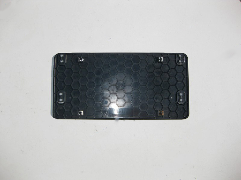 Mercedes-Benz  A0008101711 Подіум - накладка заднього номерного знака USA Одесса - изображение 2