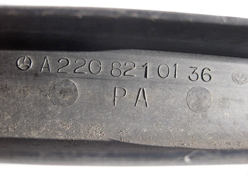 Mercedes-Benz  A2208210136 7C45 Пластикова накладка лівої петлі кришки багажника S-Class W220 CL C215 Одесса - изображение 3