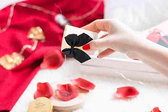 Свеча для массажа и поцелуев Bijoux Indiscrets, с соленой карамелью Sex Aura Киев