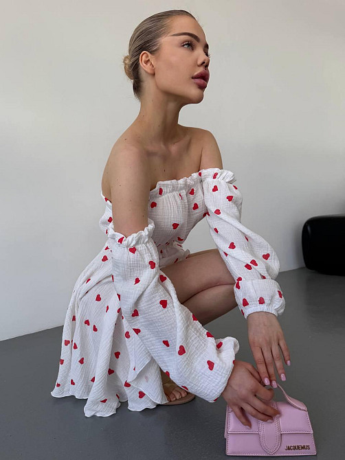 Жіноча романтична міні сукня у сердечки з відкритими плечами муслін 100% бавовна Одеса - фото 7