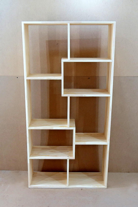 Книжный стеллаж 