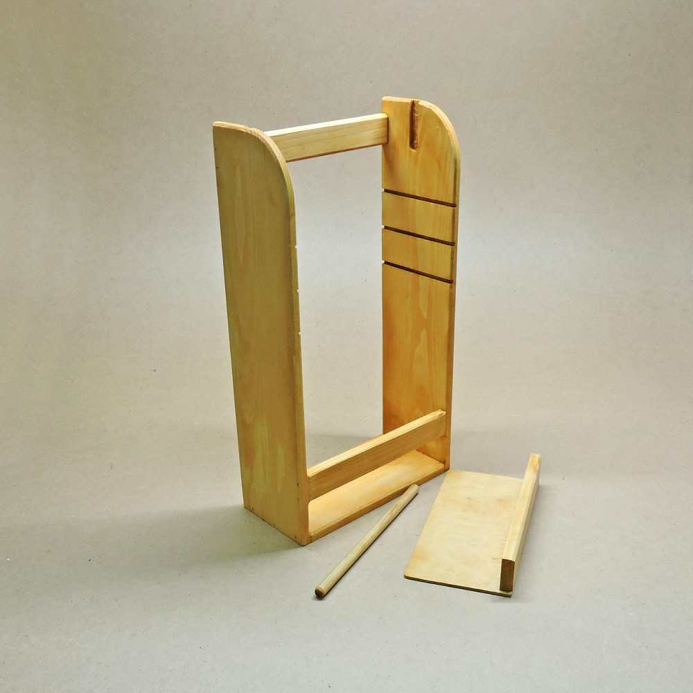 Полка надверная 