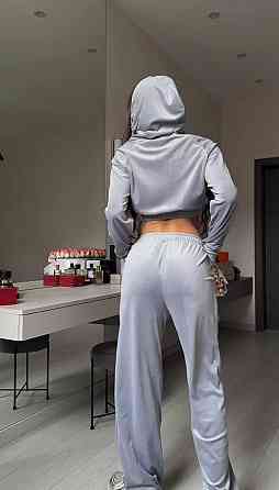 Женский прогулочный костюм двойка из велюра Одесса