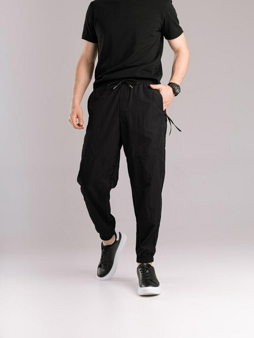 Плащевые джоггеры с карманами для мужчин. Летние черные джоггеры легкие мужские Pobedov Yoxo Киев - изображение 8