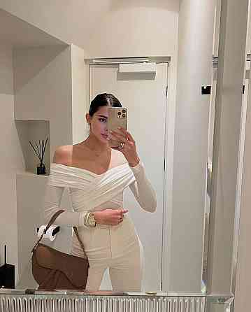 Женский романтичный боди с драпировкой и открытыми плечами микродайвинг Белый, 46/48 Одесса