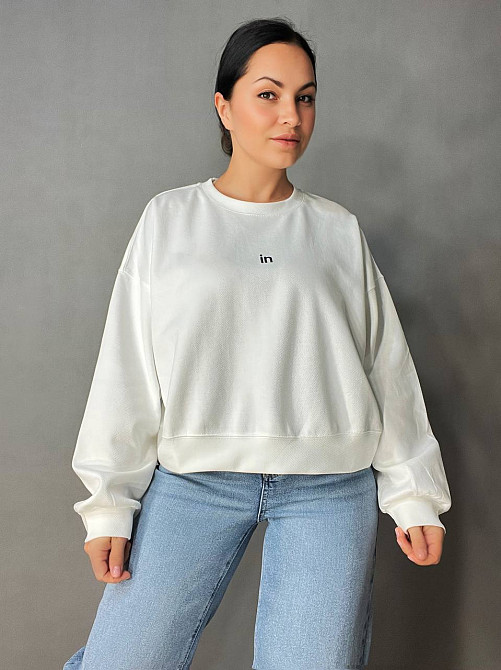 Світшот жіночий U S 36918 оверсайз рубчик діагональ вишивка “in”, білий, one size Київ - фото 7