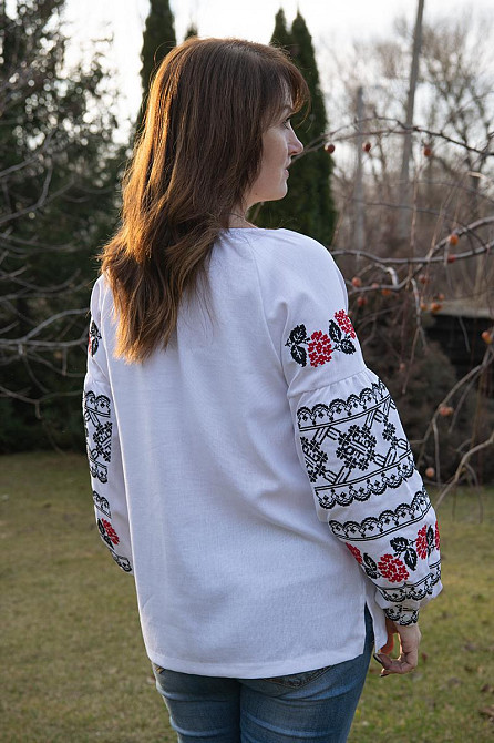 Вышиванка женская льняная, белая топ Киев - изображение 4