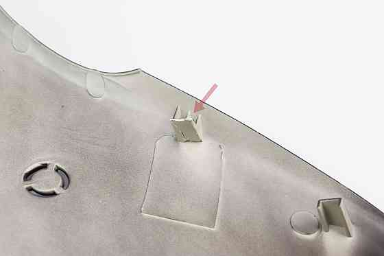 УЦІНКА Yamaha JOG SA-24 BJ пластик - передній верхній "дзьоб", ЧОРНИЙ (відламане кріплення, див. фото) Київ