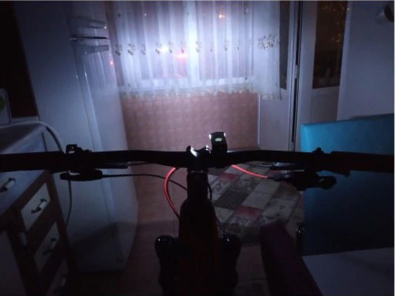 Набор велосипедных фонарей на аккумуляторе (передняя фара и задний стоп) Feel Fit Бровары - изображение 7