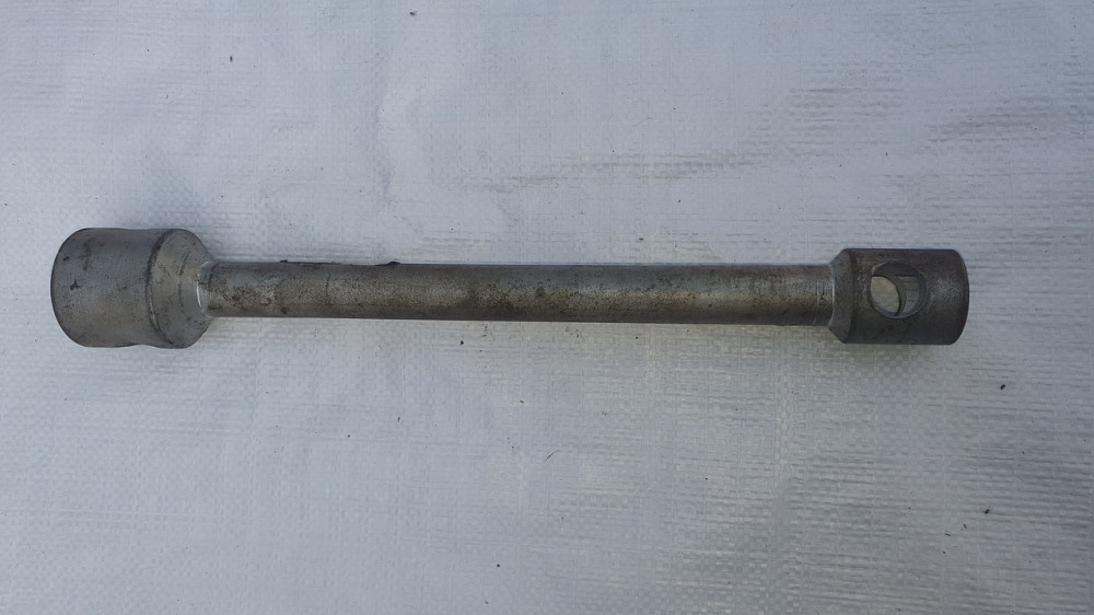 Ключ балонний 22х38х395 мм. Дорожня карта. Харків - фото 1