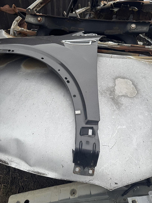 Переднее левое крыло на Ford Kuga 2010–2015 Киев - изображение 2