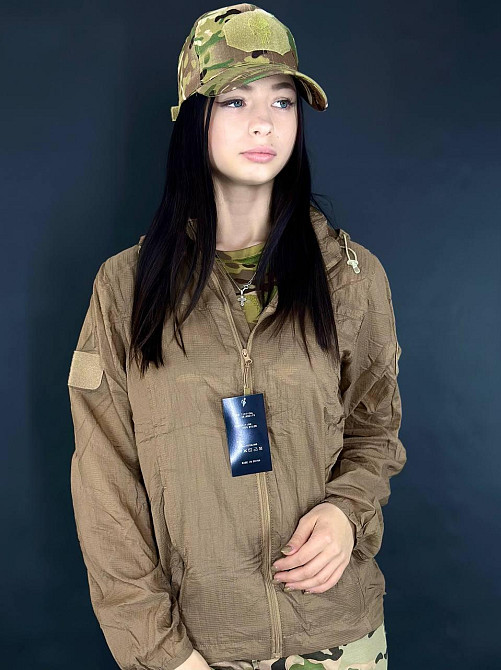 Тактична Легка жіноча куртка койот нейлонова з кишенями та капюшоном, для жаркої і активної погоди Львів - фото 2