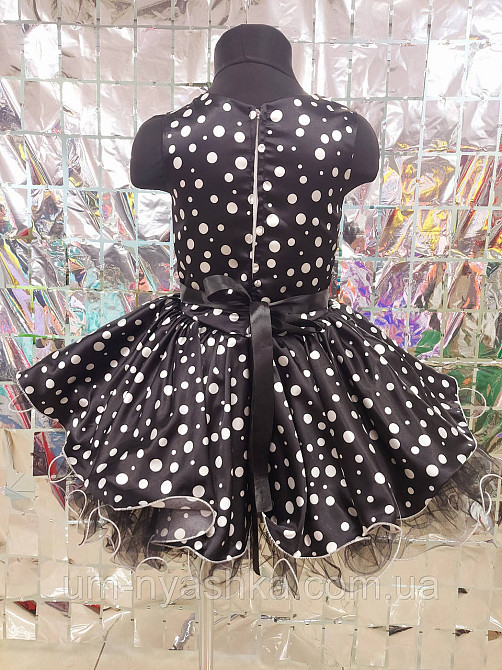 Пышное нарядное платье в ретро стиле 