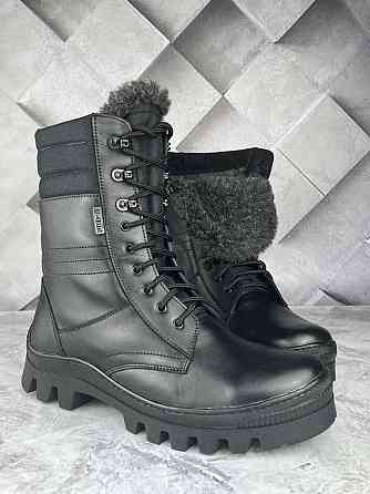 Зимові військові чоловічі берці чорного кольоруна хутрі прошиті та проклеєні тактичні високі берці WAR Львів