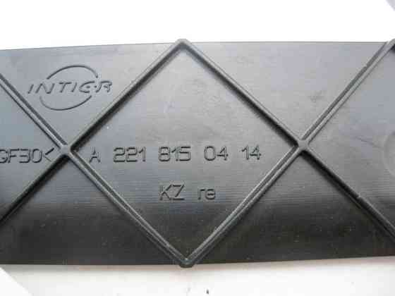 Mercedes-Benz  A2218150414 Кронштейн правої стельової ручки S-Class W221 Одесса