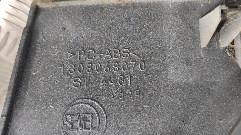 Решітка бампера Peugeot Boxer 2006-2013 (1308068070) Ковель - фото 3