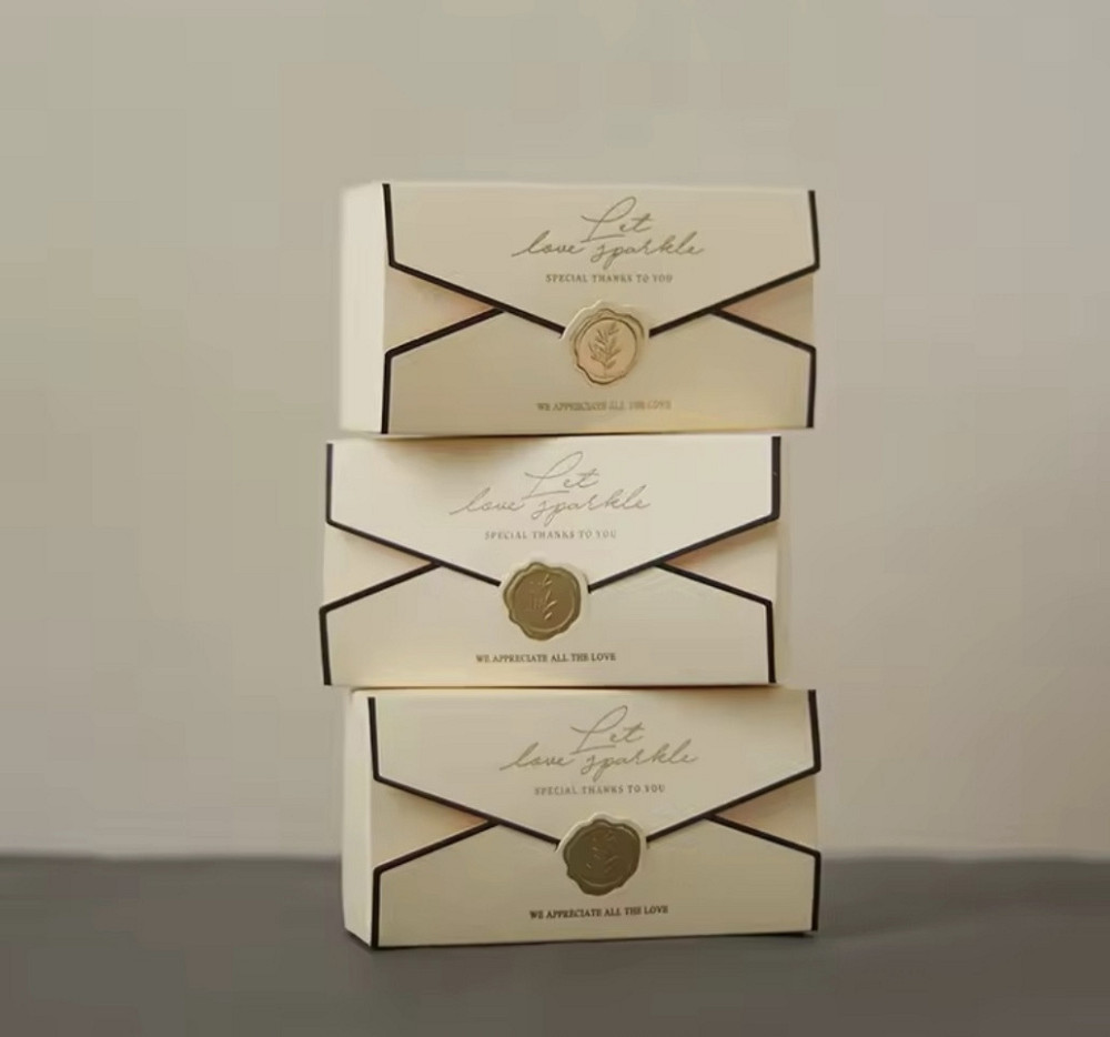 Подарункова коробка жовта Смела - изображение 4