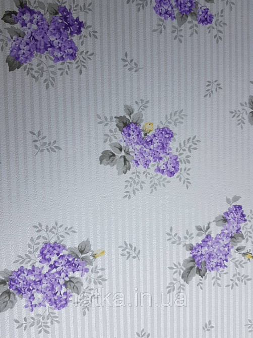 Шпалери вінілові на флізеліні Petite Fleur 4 Rasch Texti 288932 квіти бузок на білому тлі Київ - фото 2