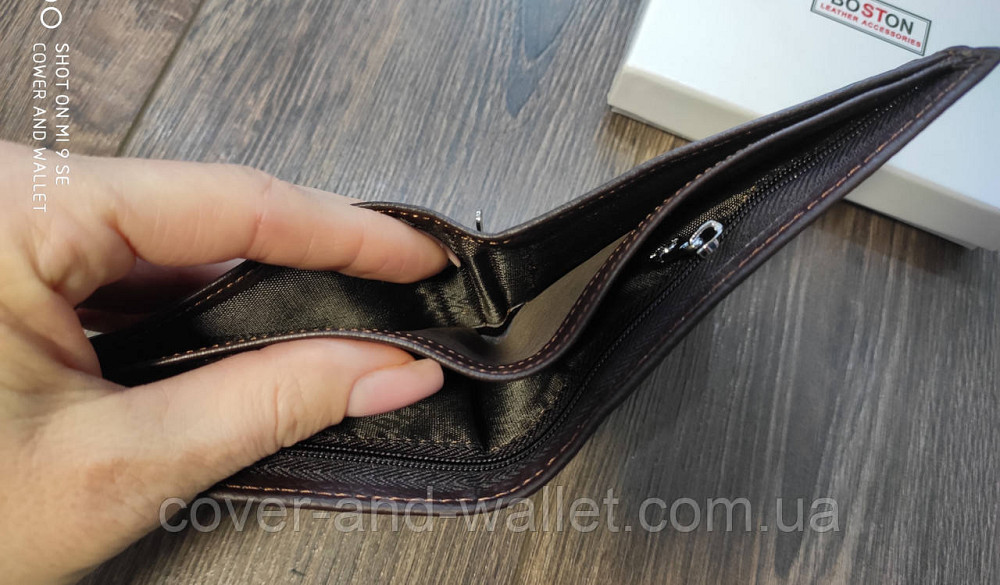 Коричневий шкіряний чоловічий гаманець без застібки із затиском для купюр Boston Київ - фото 5