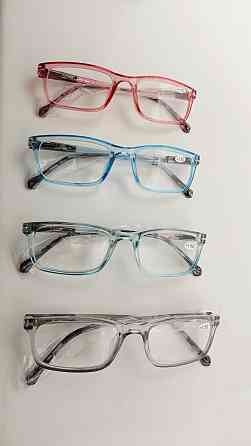 Окуляри для зору в пластиковій оправі та пластиковими дужками +1.5 Луцьк