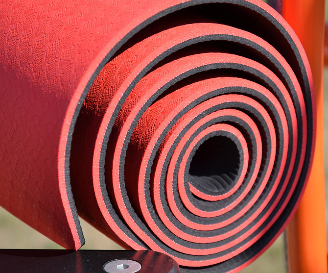 Килимок для йоги та фітнесу Power System PS-4060 TPE Yoga Mat Premium Red (183х61х0.6) Каменское - изображение 9