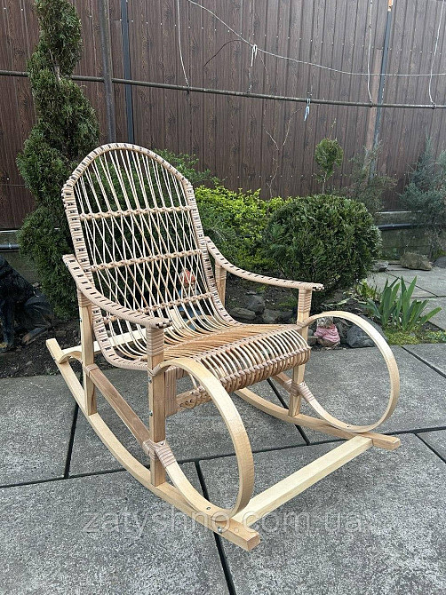 Крісло гойдалка плетена з лози Київ - фото 3