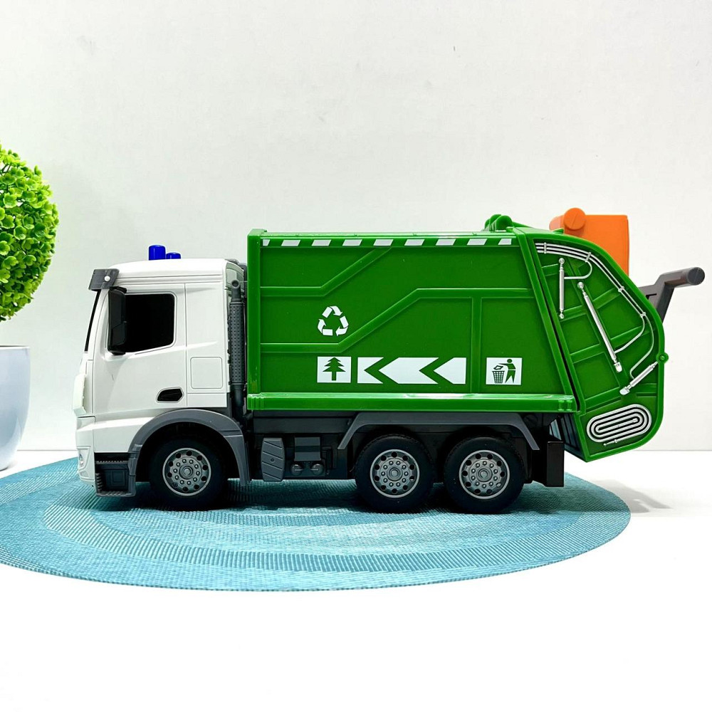 Сміттєвоз на радіокеруванні світло рухомі деталі на батарейках 32 см Зелений (HT077) Чернігів - фото 7