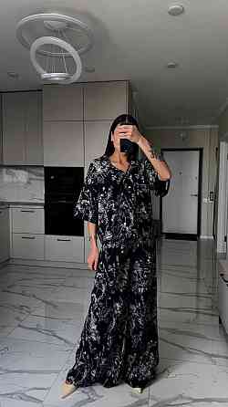 Жіночий легкий принтований костюм-трійка: хустка, сорочка та штани софт Чорний Одеса