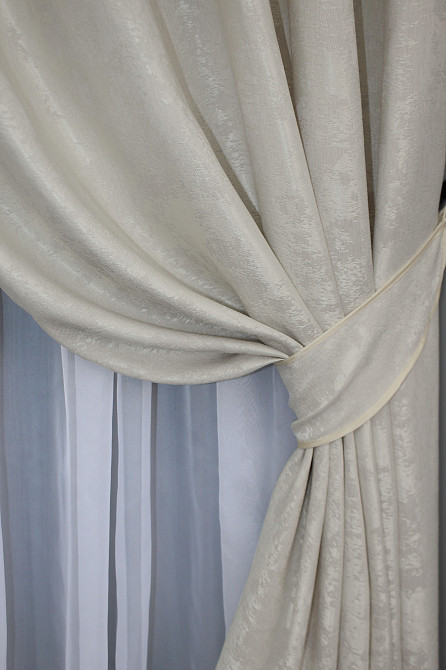 Комплект штор на люверсах VR-Textil Жаккард Sultan XO № 1281ш 150х250 см 2 шт Светло-бежевый (37-0034) Киев - изображение 4